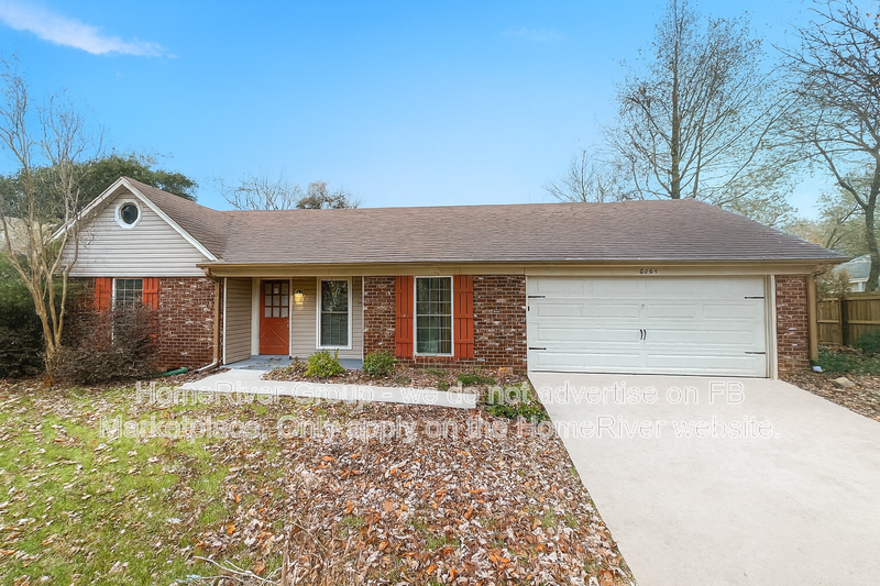 Bartlett House: 6264 Northampton Dr