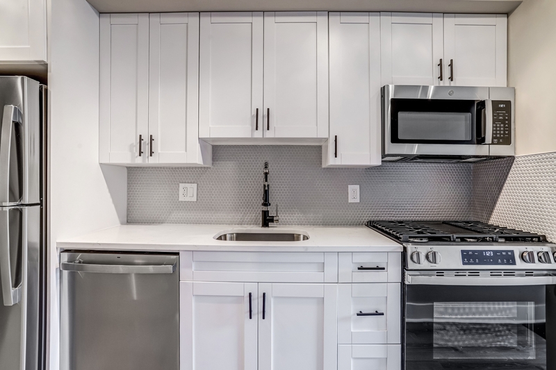 washington House: 1526 2nd Street Southwest