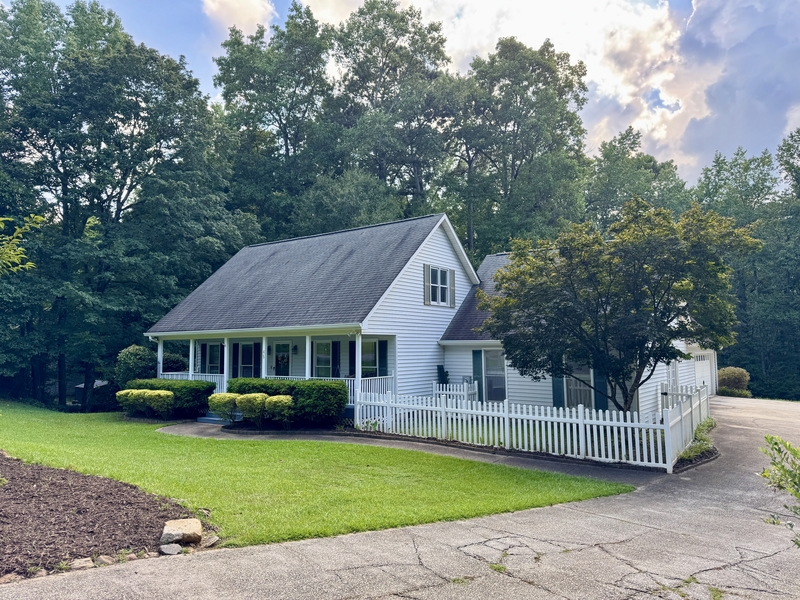 McDonough House: 45 Gentry Drive