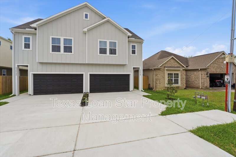Houston Condo: 4354 Clover St
