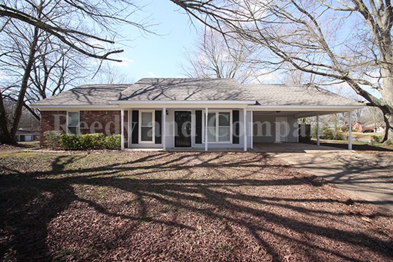 Horn Lake House: 5901 Tishomingo Dr