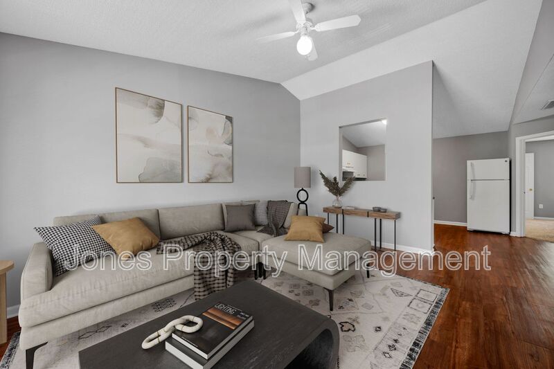 China Grove Condo: John Street