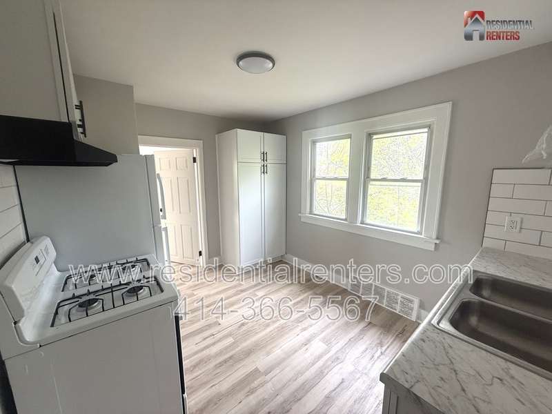 Milwaukee Condo: 2724 N Palmer Street