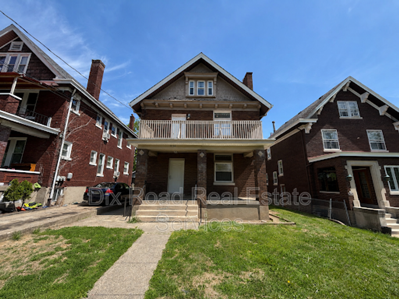 Cincinnati House: 1026 Del Monte