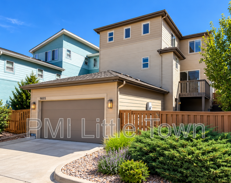 Highlands Ranch House: 9785 Dunning Circle