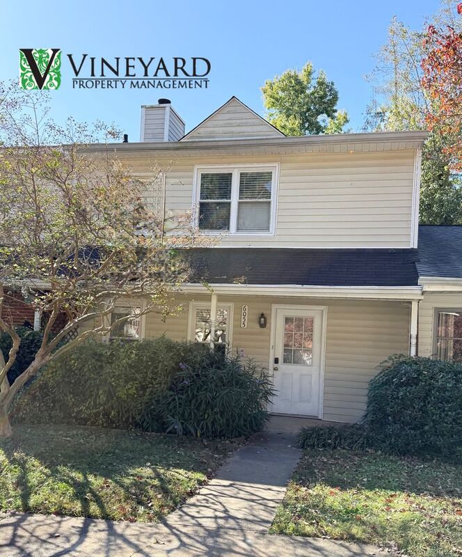 Kennesaw Townhome: 6055 Sand Wedge Circle NW