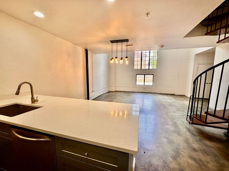 New Orleans Condo: 620 Opelousas