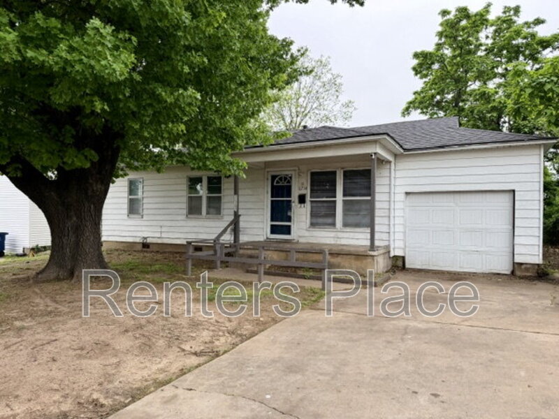 Tulsa House: 6714 East Jasper Street