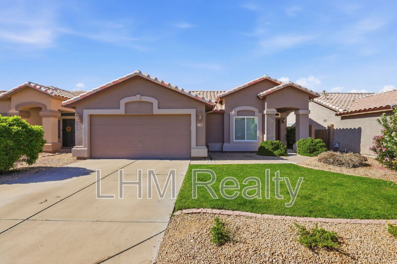 Gilbert House: 1146 South Larkspur Street