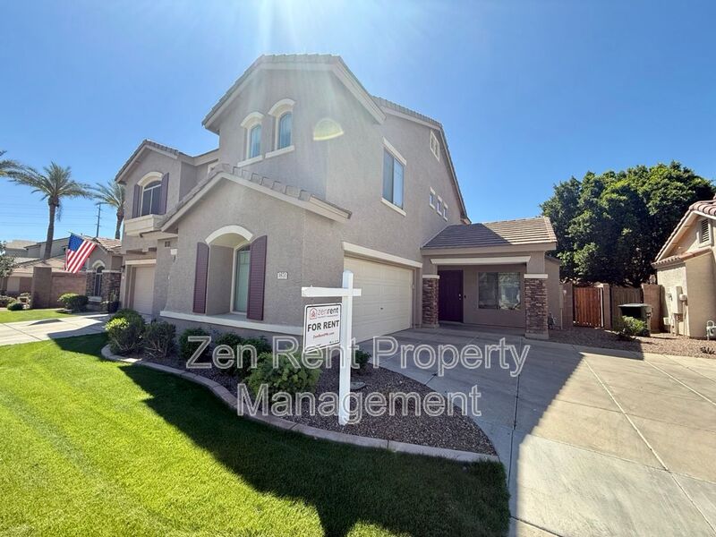 Chandler House: 3870 S Laurel Way