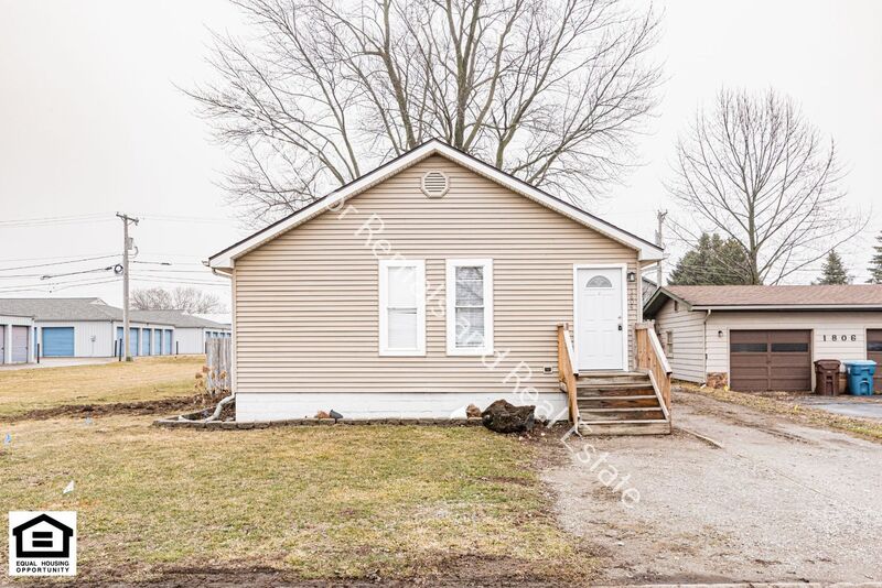 Auburn House: 1804 Phillip St