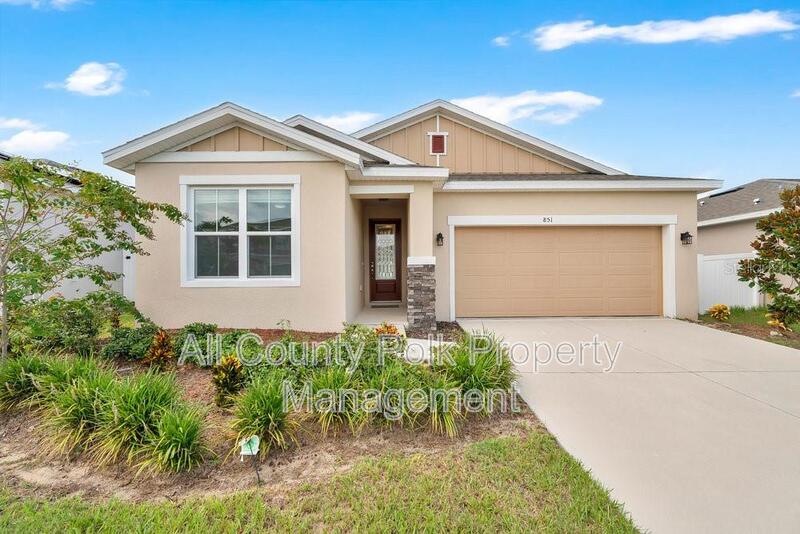 Haines City House: 851 Folklore Ln