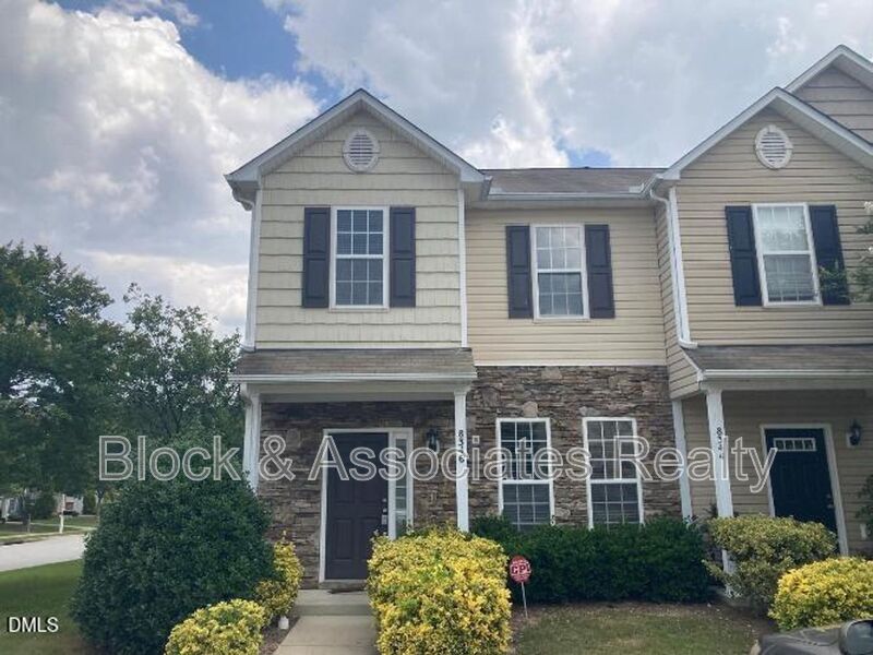 Raleigh House: 8346 Glenwood Springs Ct
