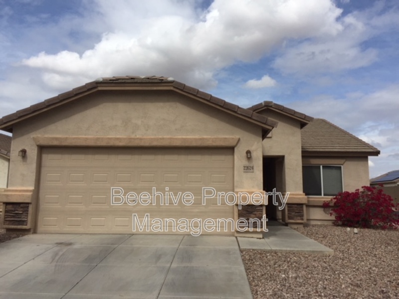 Buckeye House: 22624 W Mohave St