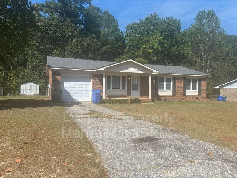 Fayetteville House: 970 Lisa Avenue