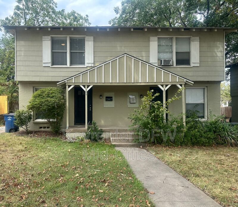 Dallas House: 309 N Oak Cliff Boulevard