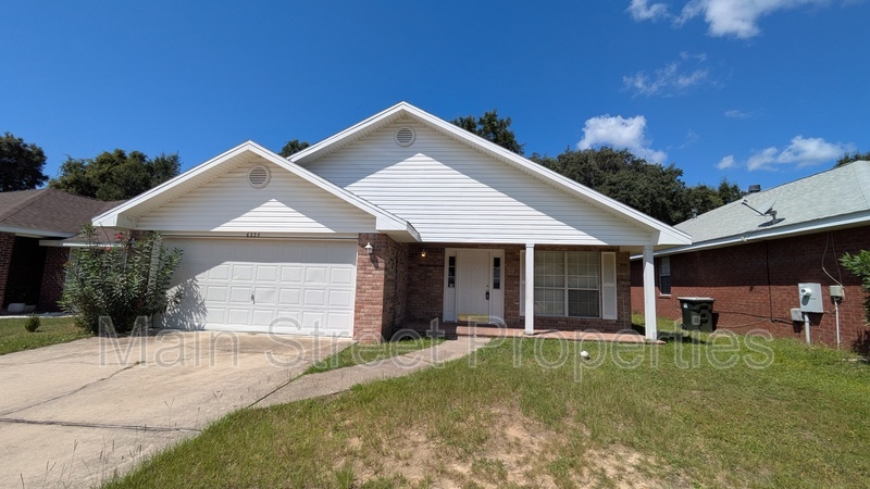 Pensacola House: 6335 Mers Lane