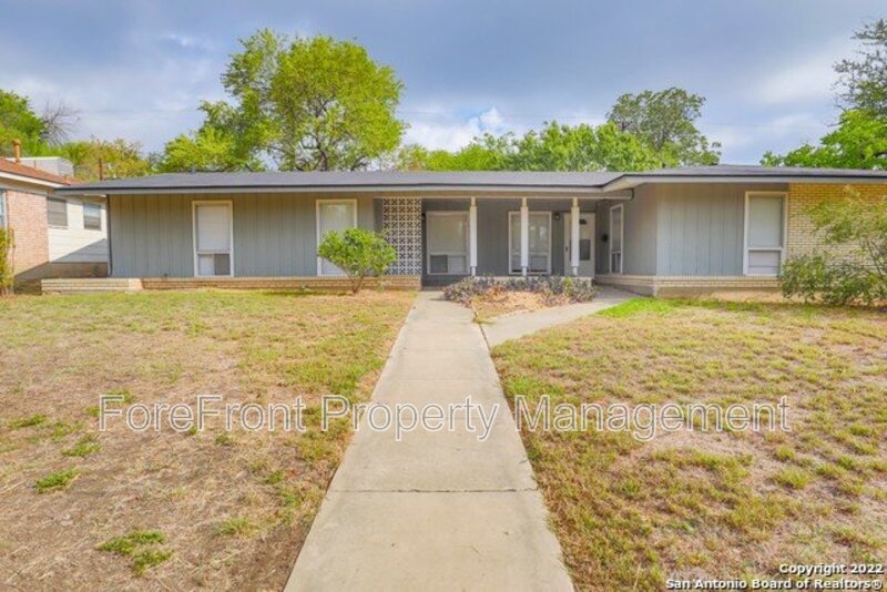 119 Brettonwood Dr  TX 78218 - Photo 1