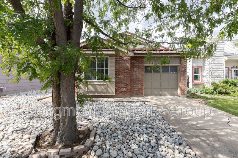Longmont House: 1610 Ervine Avenue
