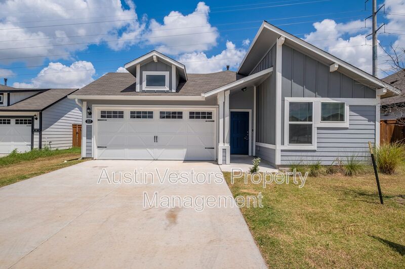 San Marcos House: 217 Spiny Lizard Ln