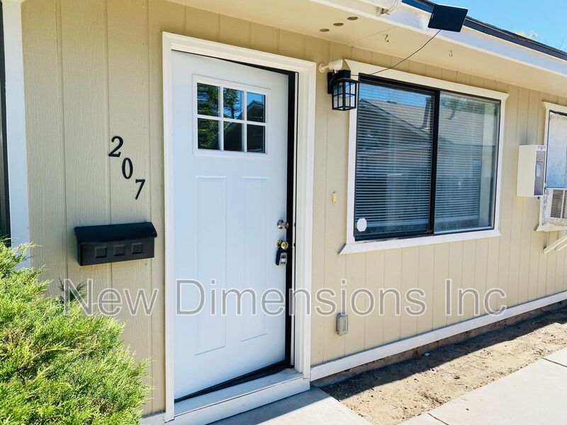 Fallon Condo: 207 North Broadway Street