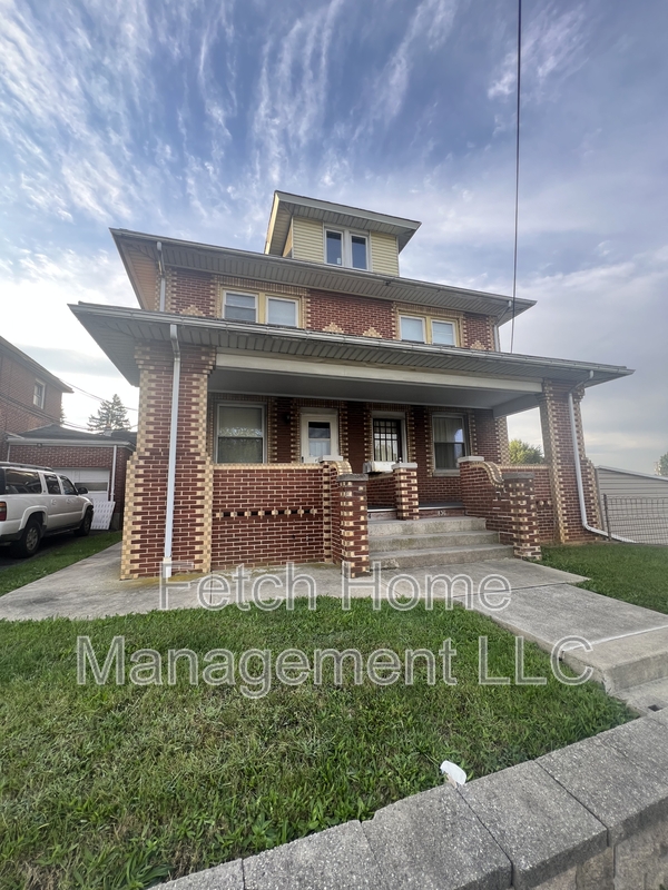 Palmyra Condo: 834 West Main Street - 834A