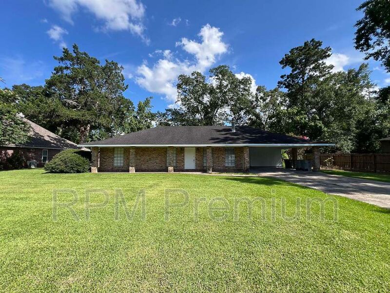 Baker House: 3628 Buffwood