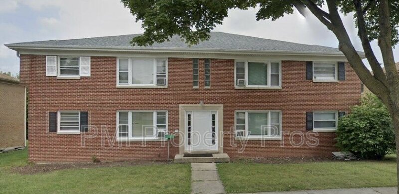 Milwaukee Condo: 3800 N 76th St