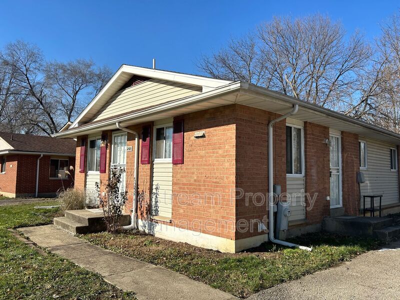 Dayton House: 2101 Val Vista Ct