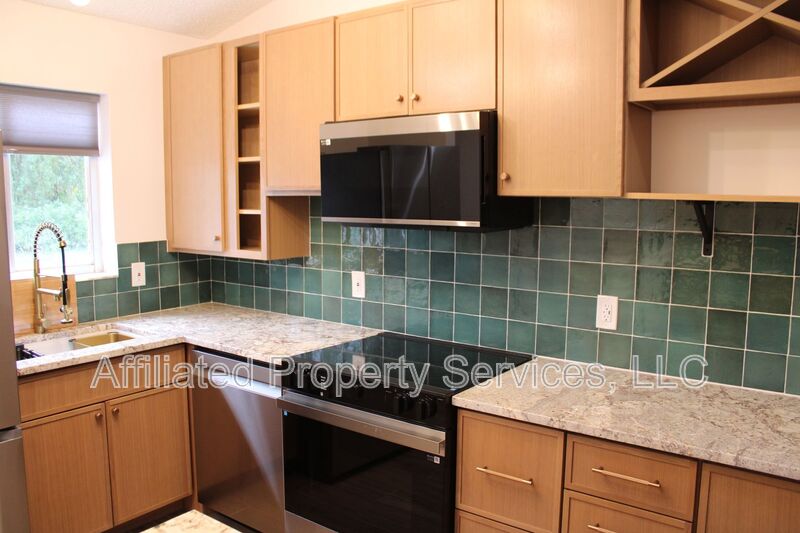 West Palm Beach House: 5214 Stacy Street