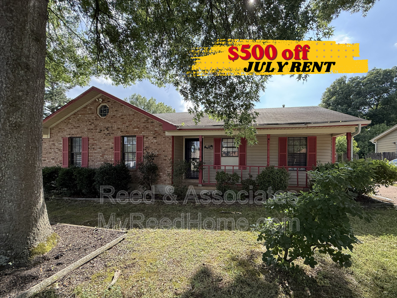 Memphis House: 4811 Barkshire Dr