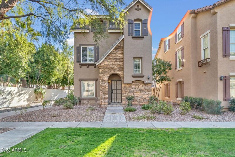 Phoenix House: 5625 S 21st Pl