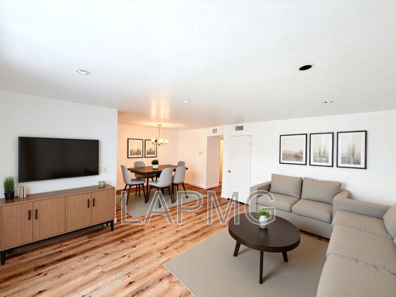 Glendale House: 1059 Western Avenue