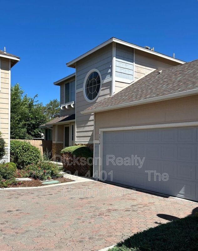 Reno House: 3514 Herons Circle