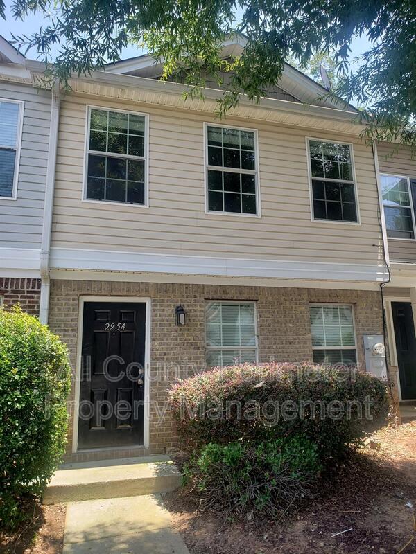 Decatur House: 2954 Vining Ridge Lane