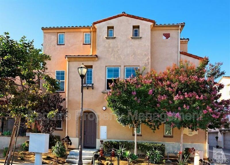 CAMARILLO Condo: 2337 CHAPEL DR