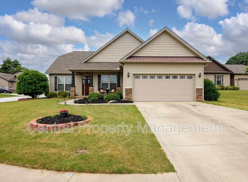 Taylors House: 1 Redwolf Lane