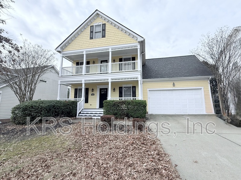 Wake Forest House: 1524 Heritage Garden Street