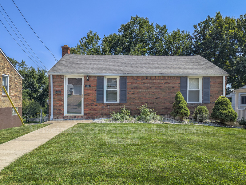 Pittsburgh House: 3815 Sunview Dr