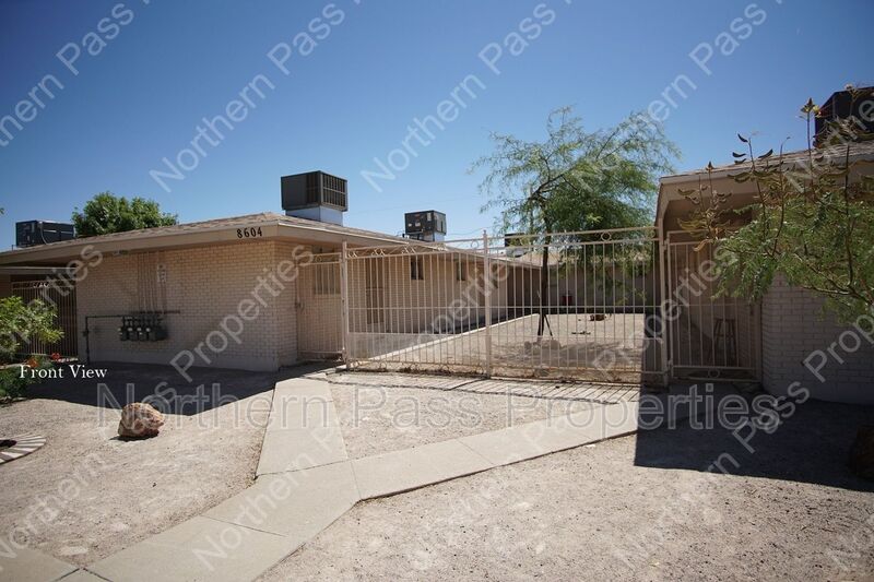 El Paso Condo: 8604 Lawson