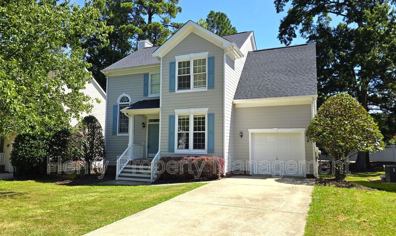 Cary House: 100 Mint Hill Drive