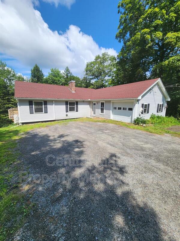 Winslow House: 109 S Reynolds Rd