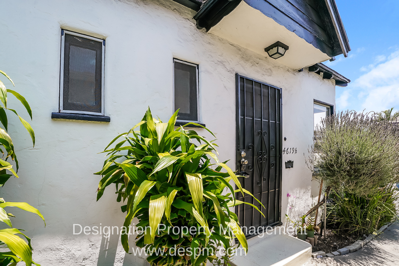 Los Angeles House: 4619 1/2 Eagle Rock Blvd.