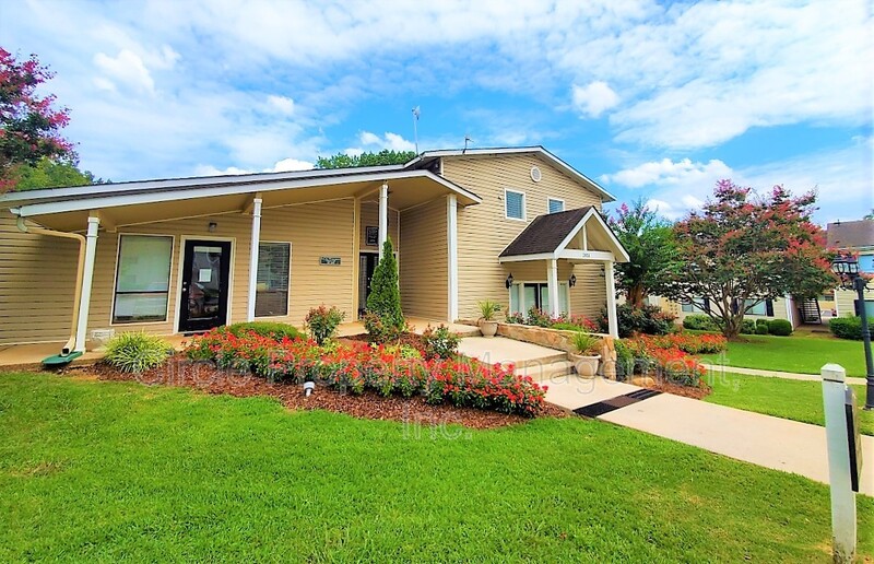 Huntsville Condo: 2021 Highridge Dr SW