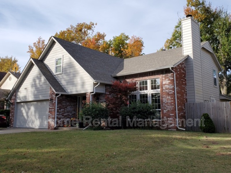 Tulsa House: 9224 South Hudson Avenue