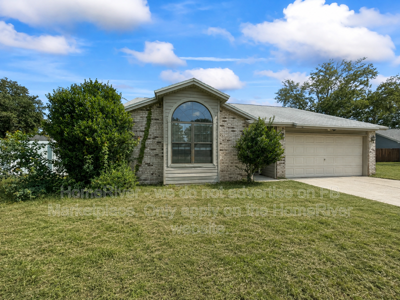 Middleburg House: 2410 Cashmere Ct