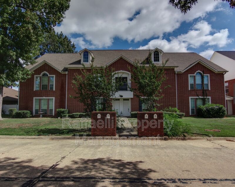 Texarkana Condo: 6 Fernwood Drive B