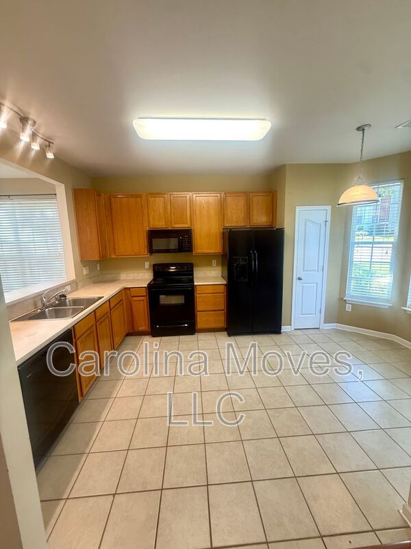 Greer Townhome: 100 Xander Drive