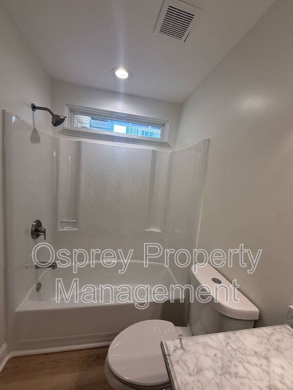 Well-Maintained Beachside Condo Near Shore Drive *ASK ABOUT OUR ZERO DEPOSIT* - Photo 10
