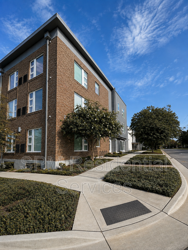 Wilmington House: 724 S 5th Ave